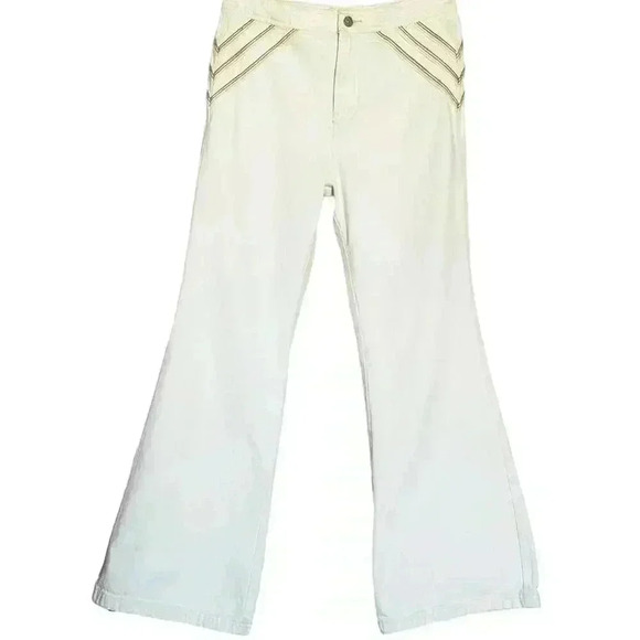 Free People Over the Rainbow Cream Flare Jeans with Embroidery on Hip~Size 29 - Picture 4 of 10